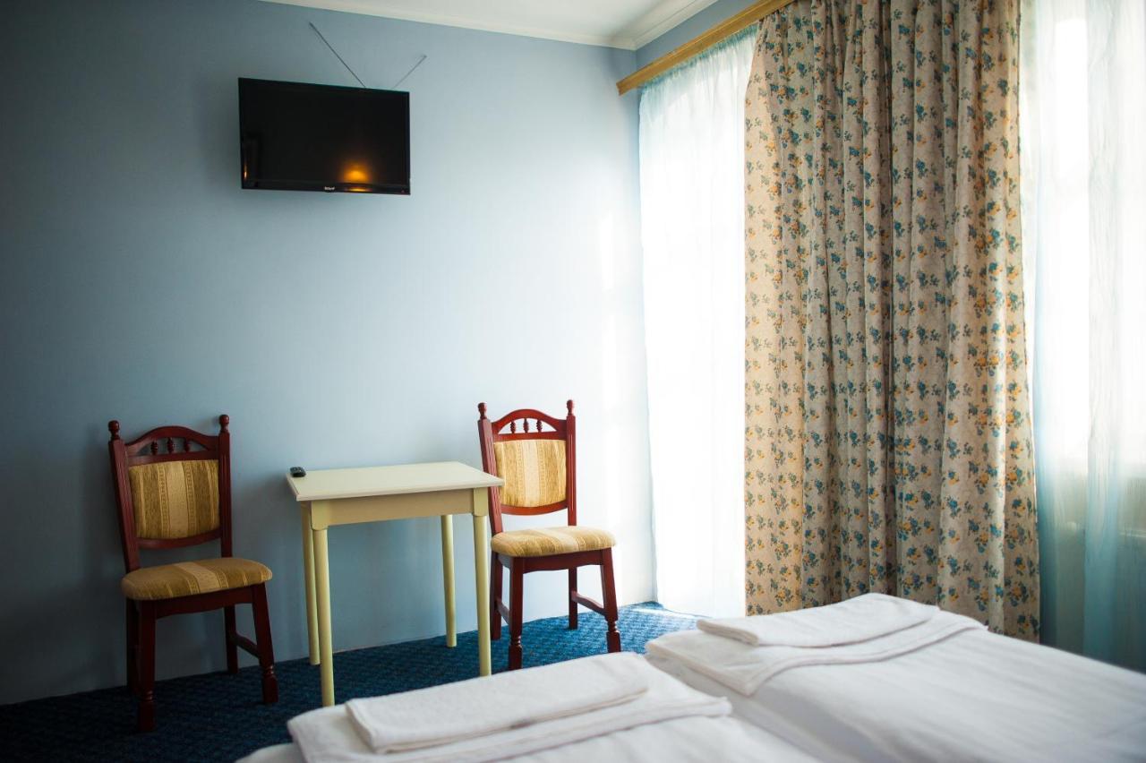 Hotel Zelenyi Klyn Ivano-Frankivsk Exterior foto